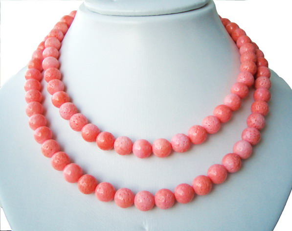 Wunderschöne Kette aus Korallen in Pink, 90 cm lang - Welt des Schmucks